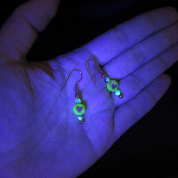 Vintage Czech Lampwork earrings - Picture 10 of 11